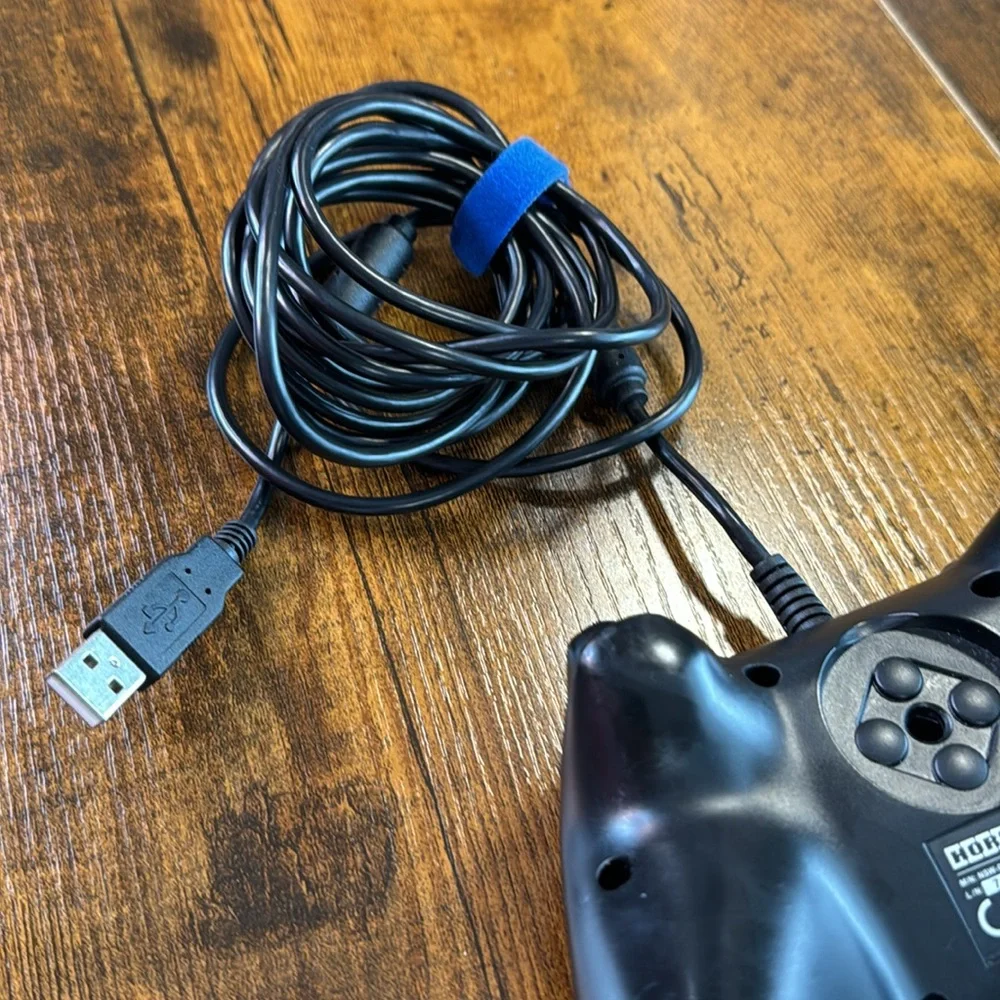 Genuine Black Nindtendo Switch Joy Con Wrist Strap Straps & USB Controller
